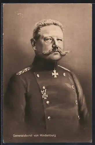 AK Generaloberst Paul von Hindenburg in Uniform