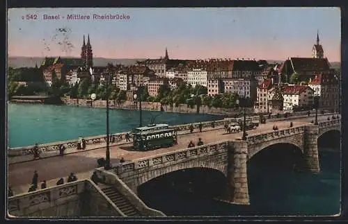 AK Basel, Strassenbahn auf der mittleren Rheinbrücke