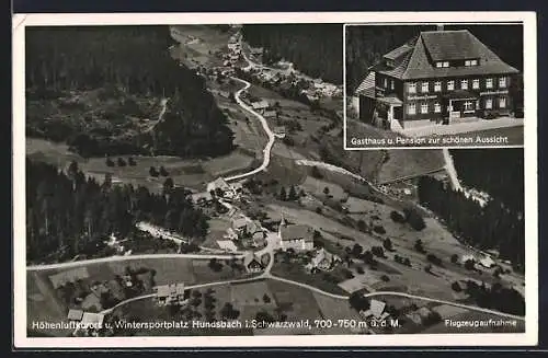 AK Hundsbach i. Schwarzwald, Fliegeraufnahme des Ortes und Gasthaus zur schönen Aussicht