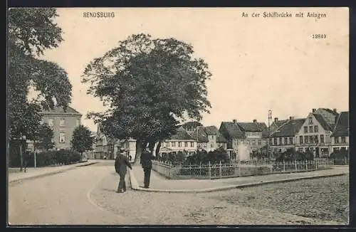 AK Rendsburg, Ortspartie an der Schiffbrücke mit Anlagen