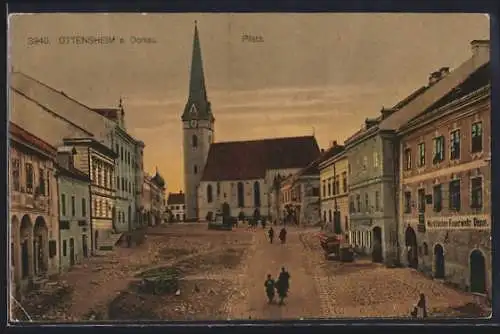 AK Ottensheim a. Donau, Platz mit Märkischem Feuerwehr-Depot und Kirche