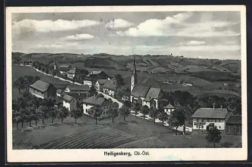 Künstler-AK Heiligenberg /Ob.-Öst., Strassenpartie mit Kirche