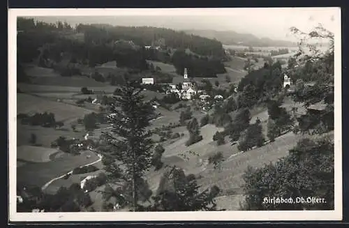 AK Hirschbach /Ob. Österr., Panorama mit Kirche