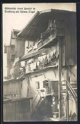 AK Trostberg, Rückansicht eines Hauses mit 3stimm. Orgel