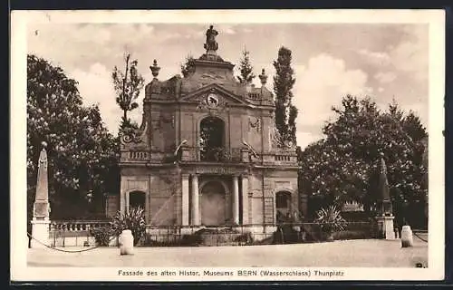 AK Bern, Fassade des alten Histor. Museums-Wasserschloss, Thunplatz