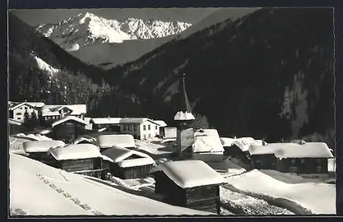 AK Monstein bei Davos, Verschneite Ortsansicht mit Gipshorn