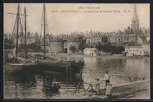 AK Saint-Malo, Avant-Port et Grande Porte, Hafen