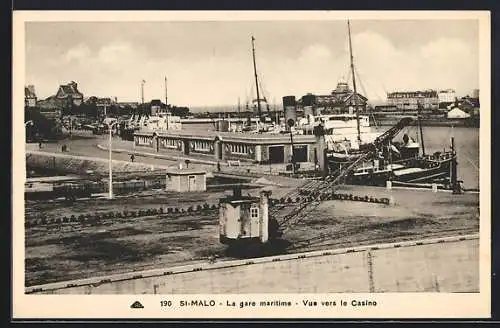 AK Saint-Malo, La gare maritime.Vue vers le Casino, Hafen