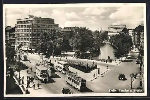 AK Berlin, Potsdamer Brücke mit Strassenbahnen und Omnibus