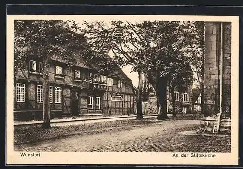 AK Wunstorf, Strassenpartie an der Stiftskirche