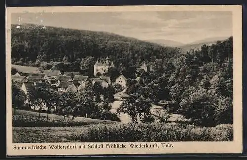 AK Wolfersdorf /Th., Totalansicht mit Schloss Fröhliche Wiederkunft