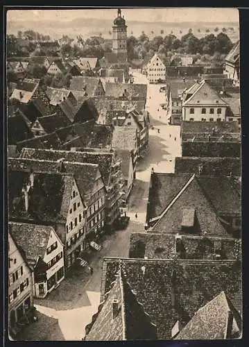 AK Dinkelsbühl, Blick auf die Segringer Strasse mit Passanten