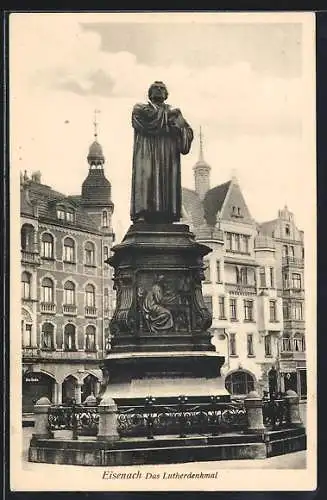 AK Eisenach, Lutherdenkmal vor Geschäft