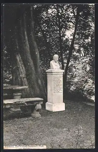 AK Weimar / Thür., Wieland-Denkmal im Park von Tiefurt