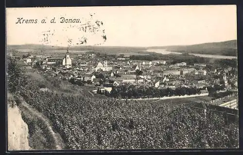 AK Krems a. d. Donau, Ortsansicht mit Blick über den Weinberg