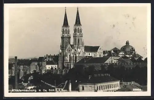 AK Korneuburg /N. Oe., Blick zum Stift