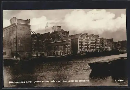 AK Königsberg, Alter Innenhafen an der grünen Brücke