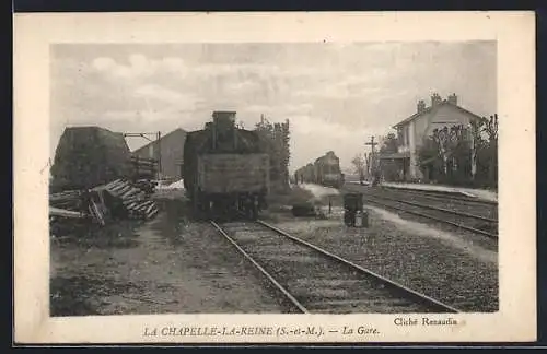 AK La Chapelle-la-Reine, La Gare