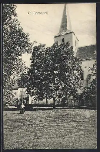 AK St. Bernhard, Ortspartie bei der Kirche