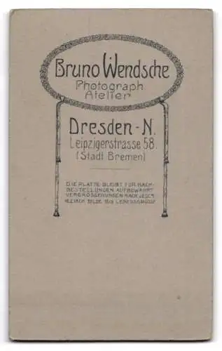 Fotografie Bruno Wendsche, Dresden, Leipzigerstrasse 58, Porträt eines Herrn mit imposantem Schnurrbart
