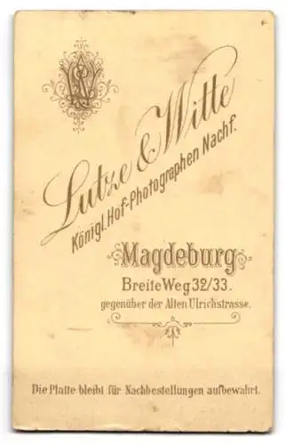 Fotografie Lutze & Witte, Magdeburg, Breite Weg 32 /33, Porträt eines jungen Mannes