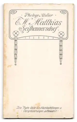 Fotografie E. W. Matthias, Seifhennersdorf, Porträt eines Paares