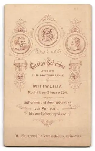 Fotografie Gustav Schröder, Mittweida, Rochlitzer Strasse 234, Porträt eines Herren in Anzug