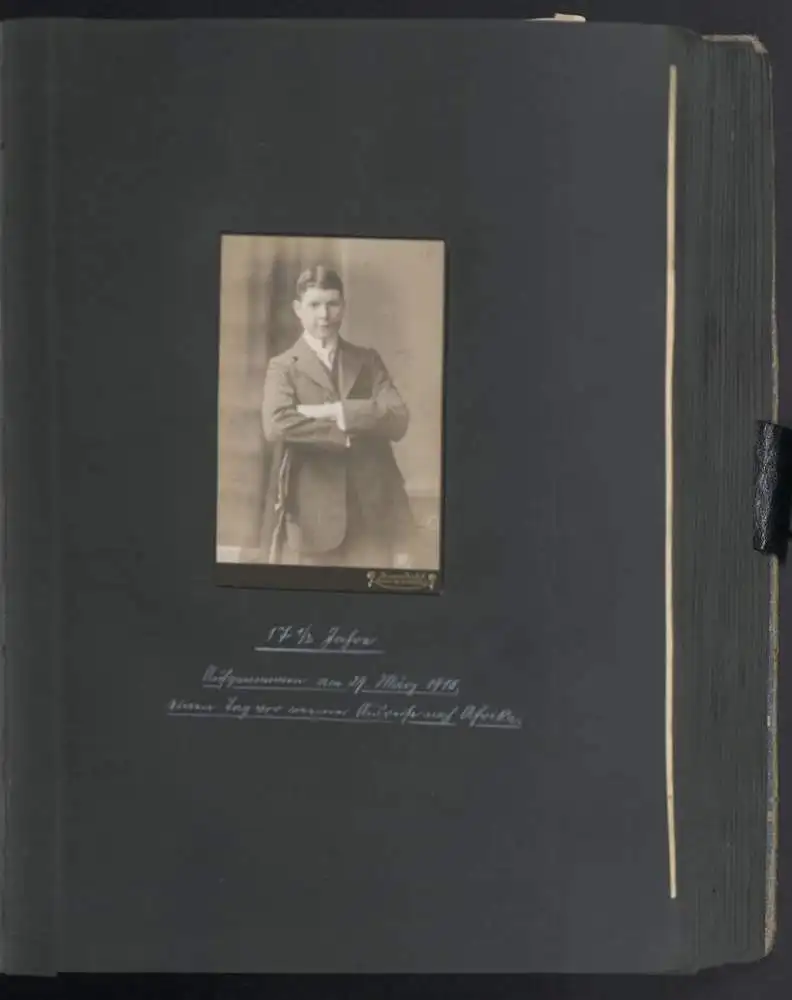 Fotoalbum mit 332 Fotografien, Ansicht Bielefeld, Firma Wilhelm Schlemming, Schlemming GmbH, Autograph Lettow-Vorbeck 28
