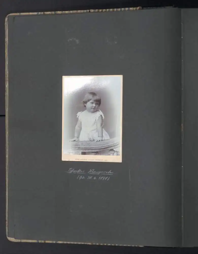 Fotoalbum mit 332 Fotografien, Ansicht Bielefeld, Firma Wilhelm Schlemming, Schlemming GmbH, Autograph Lettow-Vorbeck 4