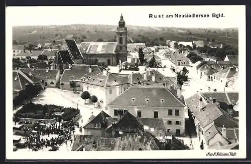 AK Rust am Neusiedlersee, Leute auf den Marktplatz, Kirche