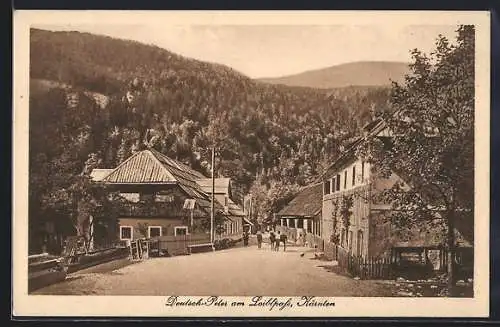 AK Ferlach, Deutsch-Peter am Loiblpass, Strassenpartie mit Anwohnern