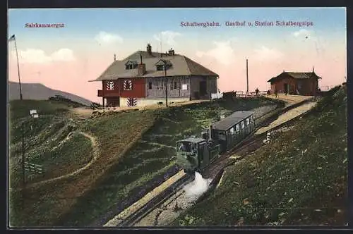 AK Schafbergalpe, Bahnhof der Schafbergbahn mit Gasthof, Bergbahn