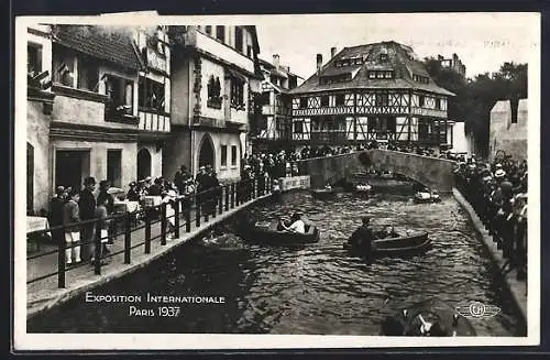 AK Paris, Exposition internationale 1937, Parc d`Attractions, Canots automobiles sur le Canal du Village Alsacien