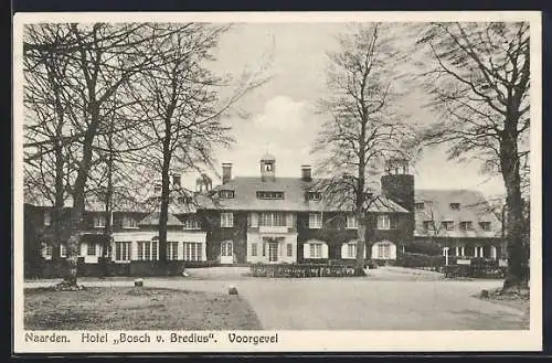 AK Naarden, Hotel Bosch v. Bredius, Voorgevel