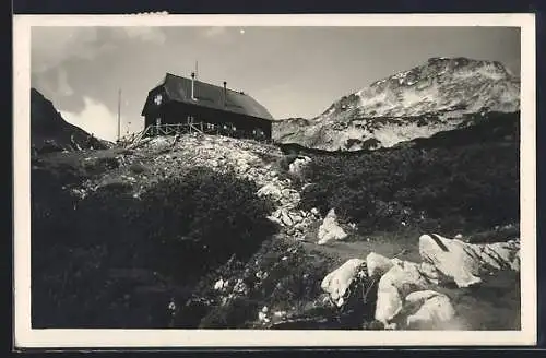 AK Voisthalerhütte, Blick zur Berghütte