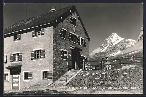 AK Salmhütte, Menschen vor dem Grossglockner