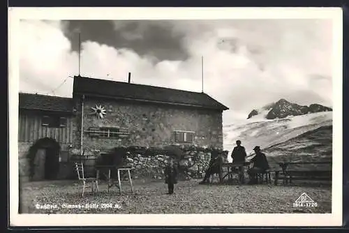 AK Simonyhütte, Gäste an der Hütte auf dem Dachstein