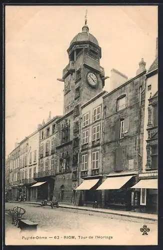 AK Riom, Tour de l`Horloge et rue historique