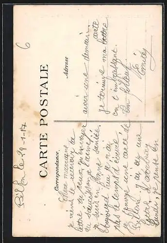 AK Billom, L`Hôtel de Ville, Vue de la rue et de l`architecture du bâtiment