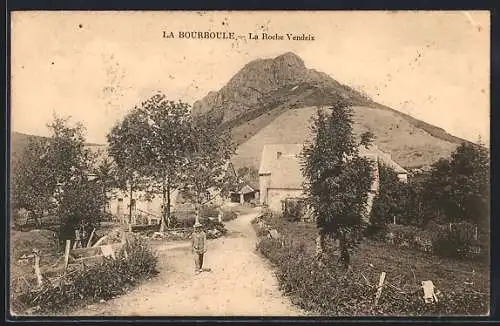 AK La Bourboule, La Roche Vendeix et vue du village rural