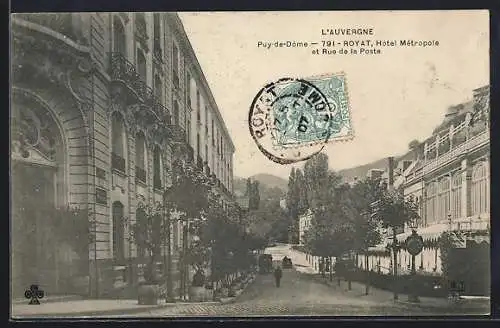 AK Royat, Hôtel Métropole et Rue de la Poste