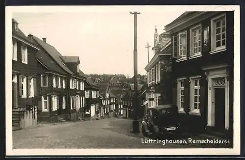 AK Lüttringhausen / Remscheid, Remscheiderstrasse mit Auto