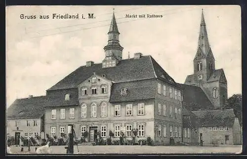 AK Friedland i. M., Markt mit Rathaus