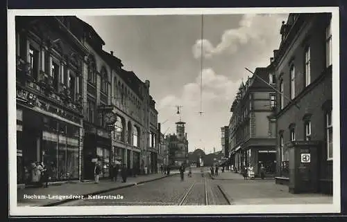 AK Bochum-Langendreer, Kaiserstrasse mit Fernsprecher-Kabine