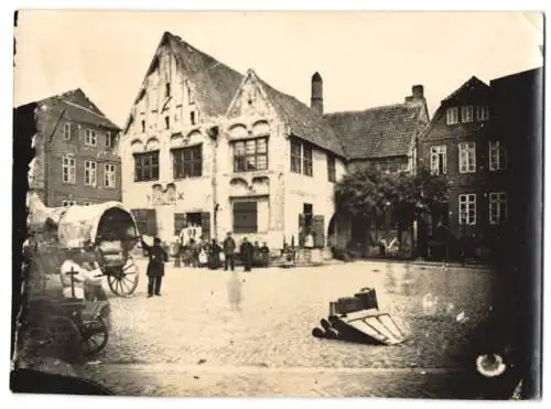 Fotografie unbekannter Fotograf, Ansicht Rendsburg, Altstädter Markt, altes Rathaus