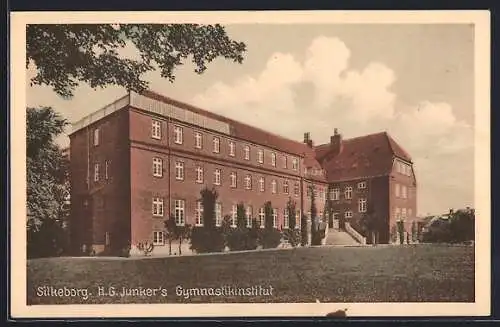 AK Silkeborg, H. G. Junkers Gymnastikinstitut