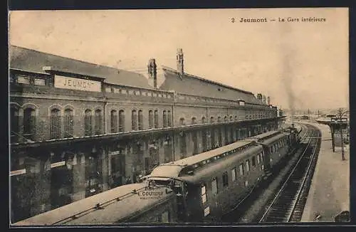 AK Jeumont, La Gare intérieure