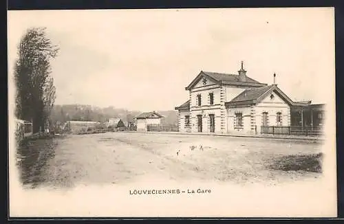 AK Louveciennes, La Gare