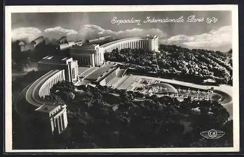 AK Paris, Exposition internationale 1937, le palais du Trocadéro et les bassins