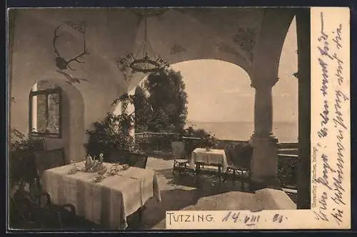 AK Tutzing, Gewölbesaal mit gedeckten Tischen und Wasserblick